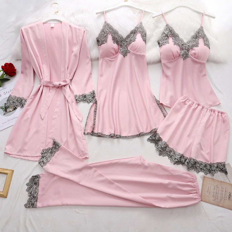 Soft And Chic Pajamas – Luxurious Comfort And Lightness
