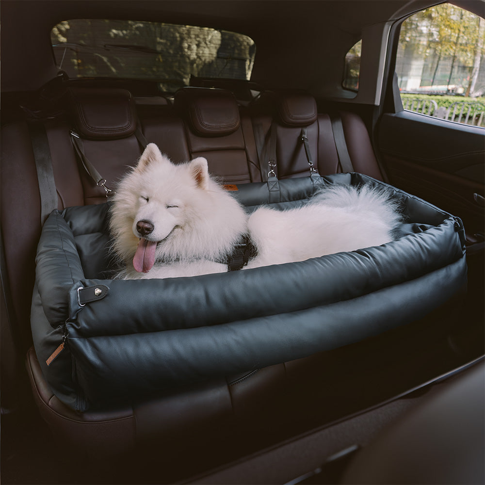 犬用カーシート – 快適さと保護