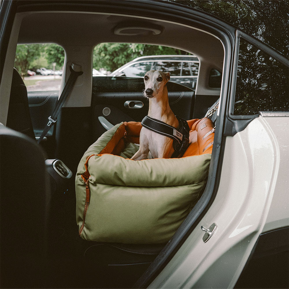 犬用カーシート – 快適さと保護