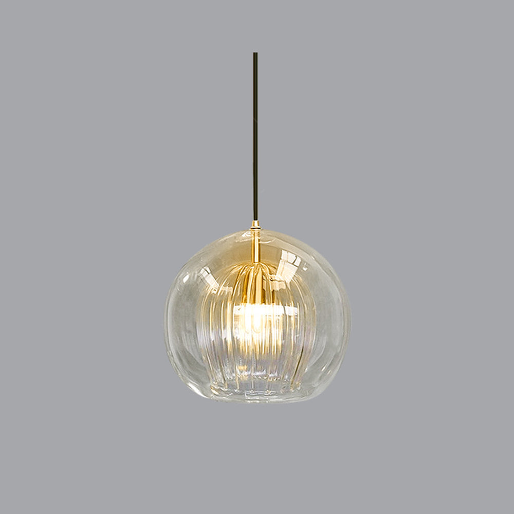 Elegancka i ciepła szklana lampa wisząca – styl i wyrafinowanie
