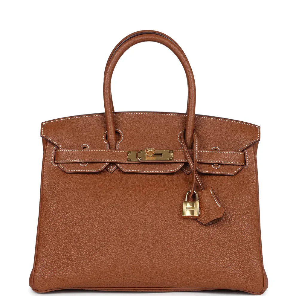 Luxury Handbag – Timeless Elegance and Careful Finish