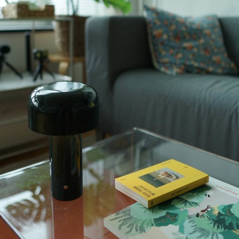 مصباح bedside باللمس - محمول وقابل للشحن عبر USB