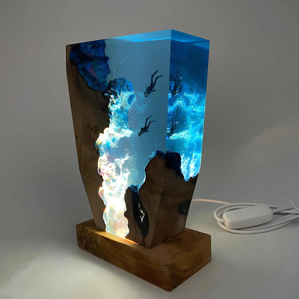 Oceánská Stolní Lampa – Uklidňující Světelná Dekorace 