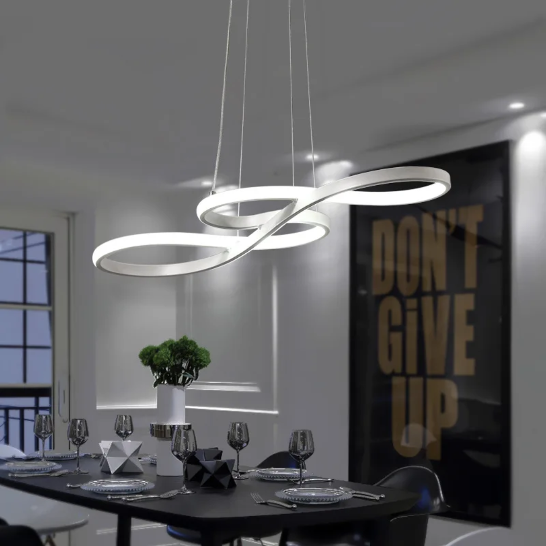 Nowoczesny żyrandol LED w kształcie pierścieni – elegancki i futurystyczny design 