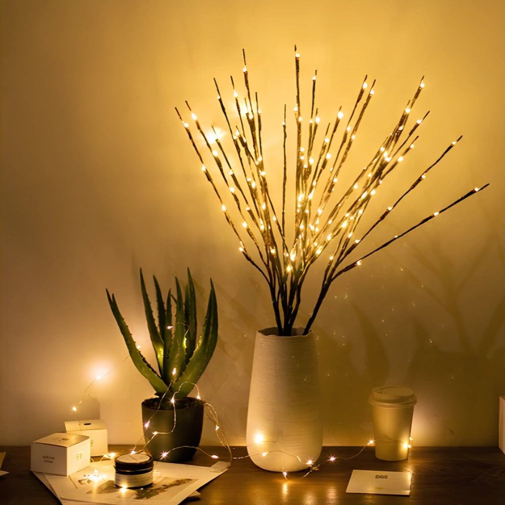 Decorațiune LED luminoasă – Ambianță caldă și elegantă 