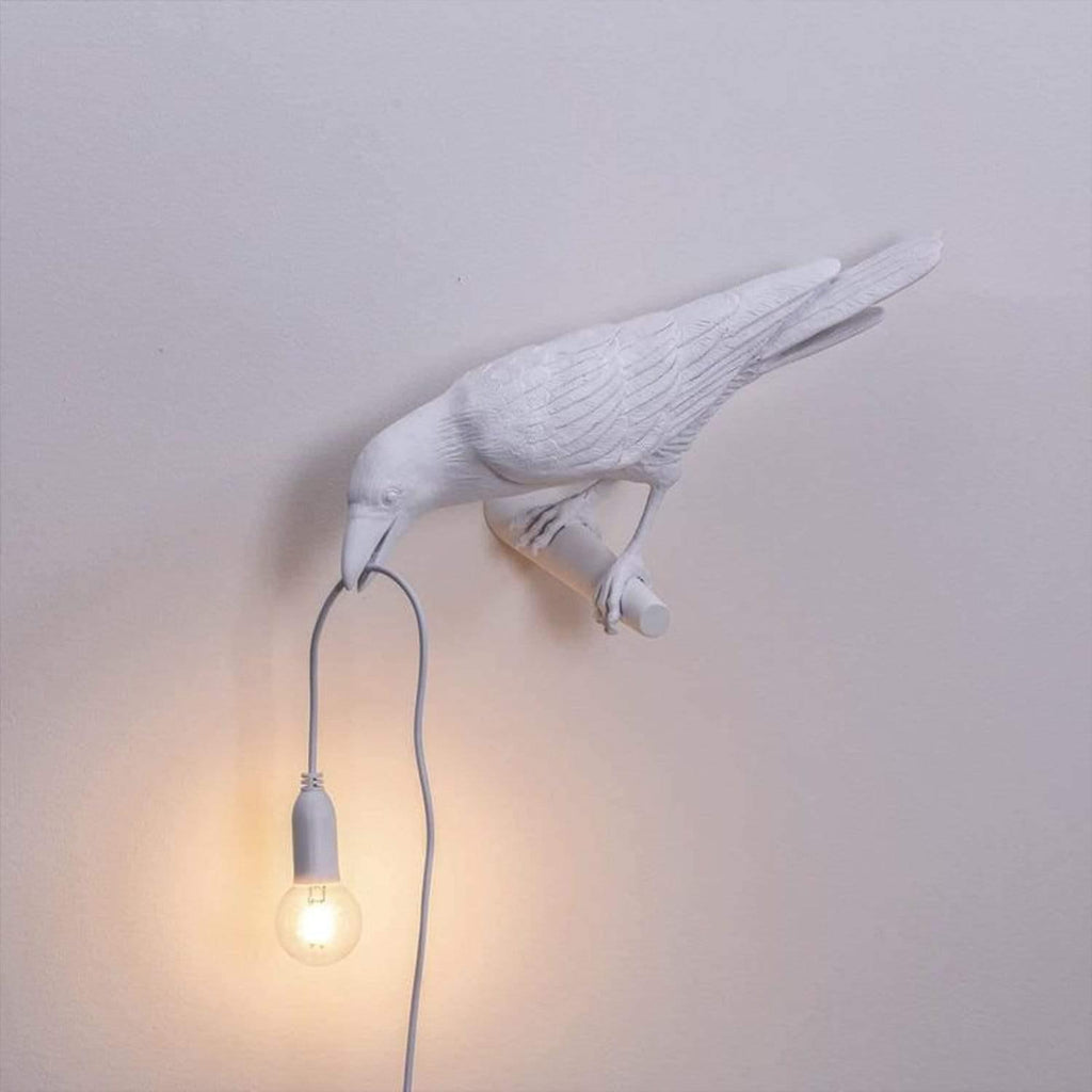 Dekorative Lampe — Krähe für eine mysteriöse Atmosphäre 