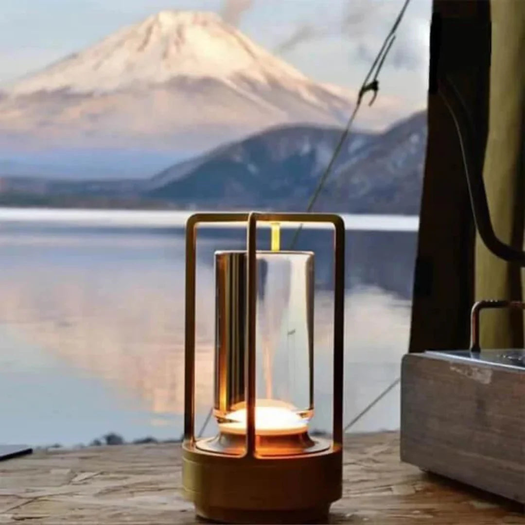 Tischlampe mit Akku – Gedämpftes Licht und zeitloser Stil 