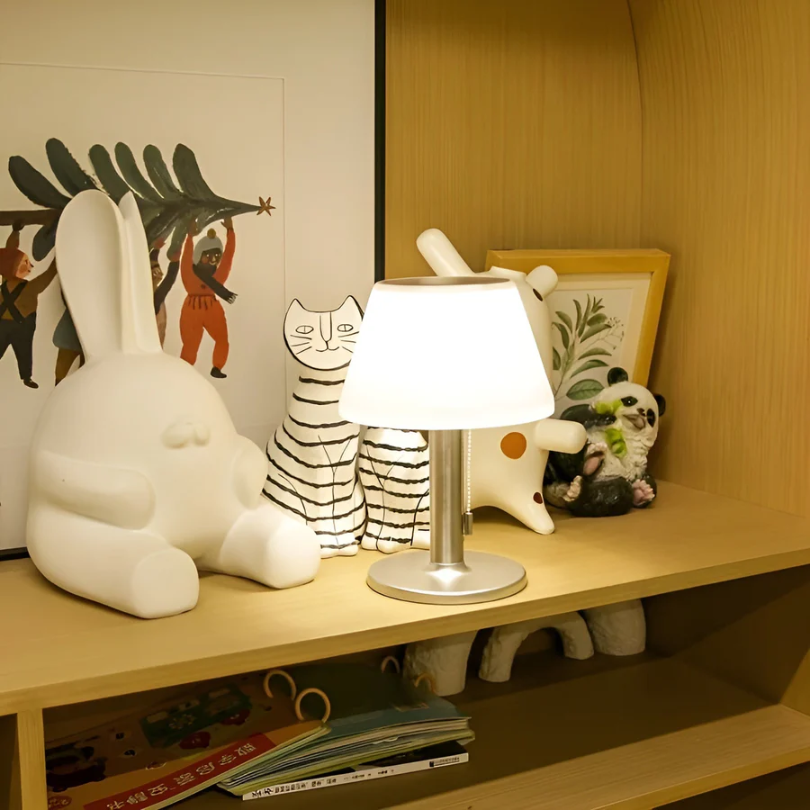 Elegancka Lampa Solarna Stołowa – Styl i Wyrafinowanie 