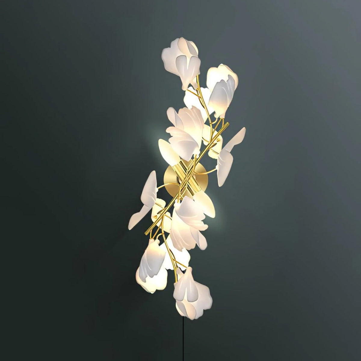 Blommig vägglampa - Gyllene elegans & Mjukt ljus