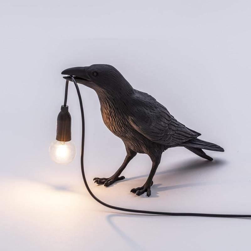 Dekorative Lampe — Krähe für eine mysteriöse Atmosphäre 