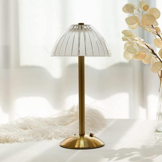 Lampă de birou fără fir – iluminat nomad și elegant 