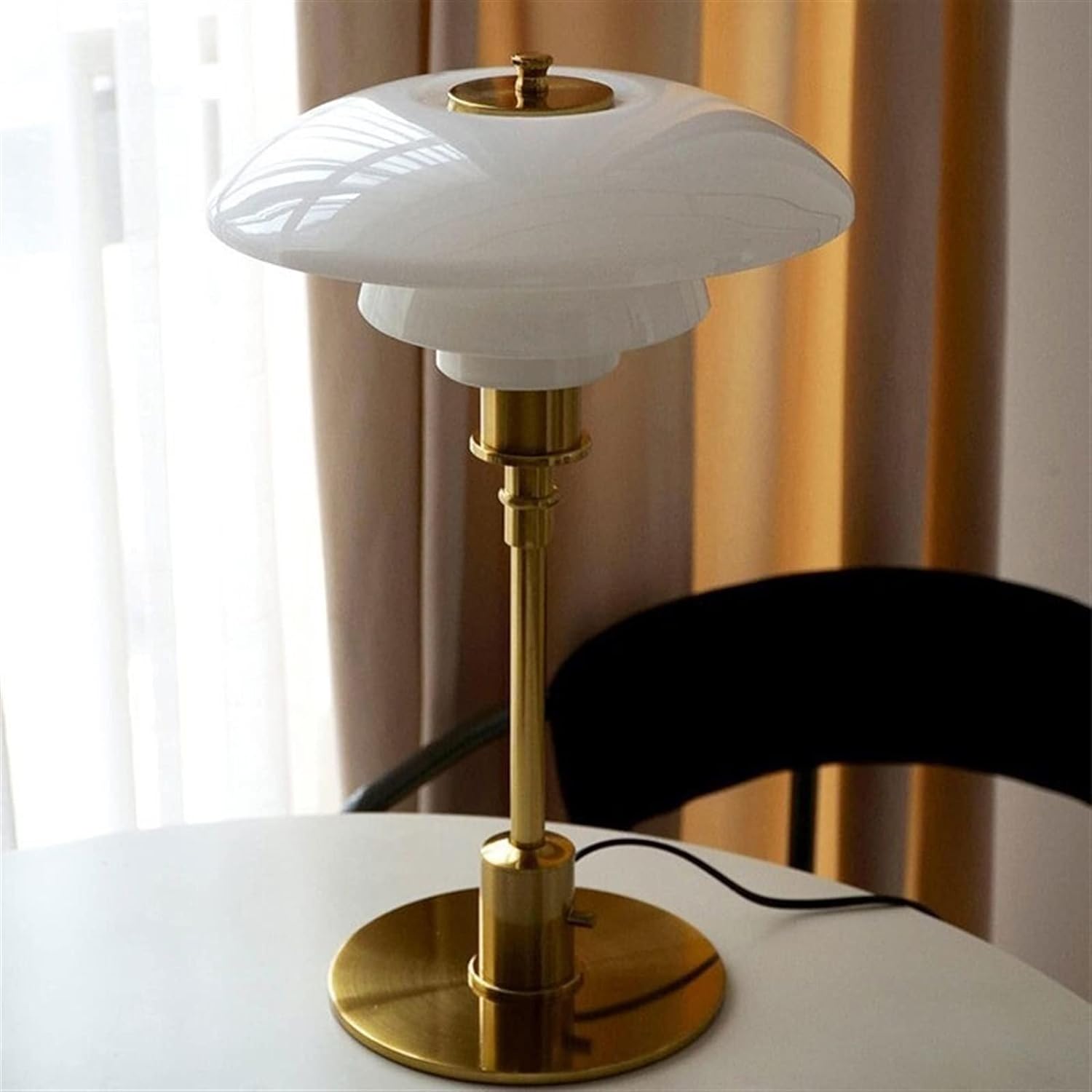 Lampă de birou LED stil scandinav – lumină moale și modernă 