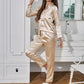 Sandra | Glänzender Pyjama – Nächtliche Eleganz und zarte Berührung 
