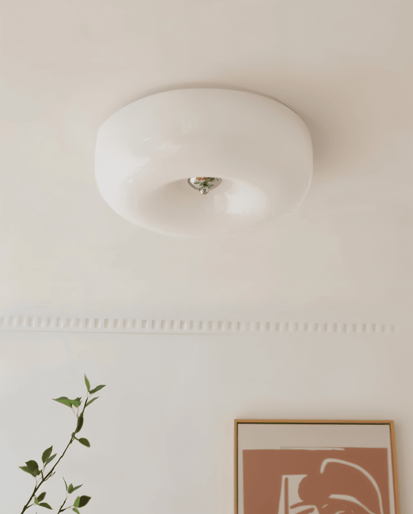 Skandynawska szklana lampa sufitowa - nowoczesna dekoracja i łatwa instalacja