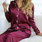 Sandra | Glänzender Pyjama – Nächtliche Eleganz und zarte Berührung 
