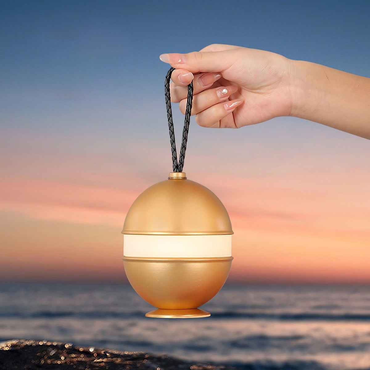Dobíjecí kulová lampa - elegantní design a relaxační světlo
