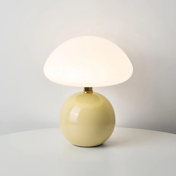 מנורת שולחן בצורת פטרייה – Elegance Et Originalité 