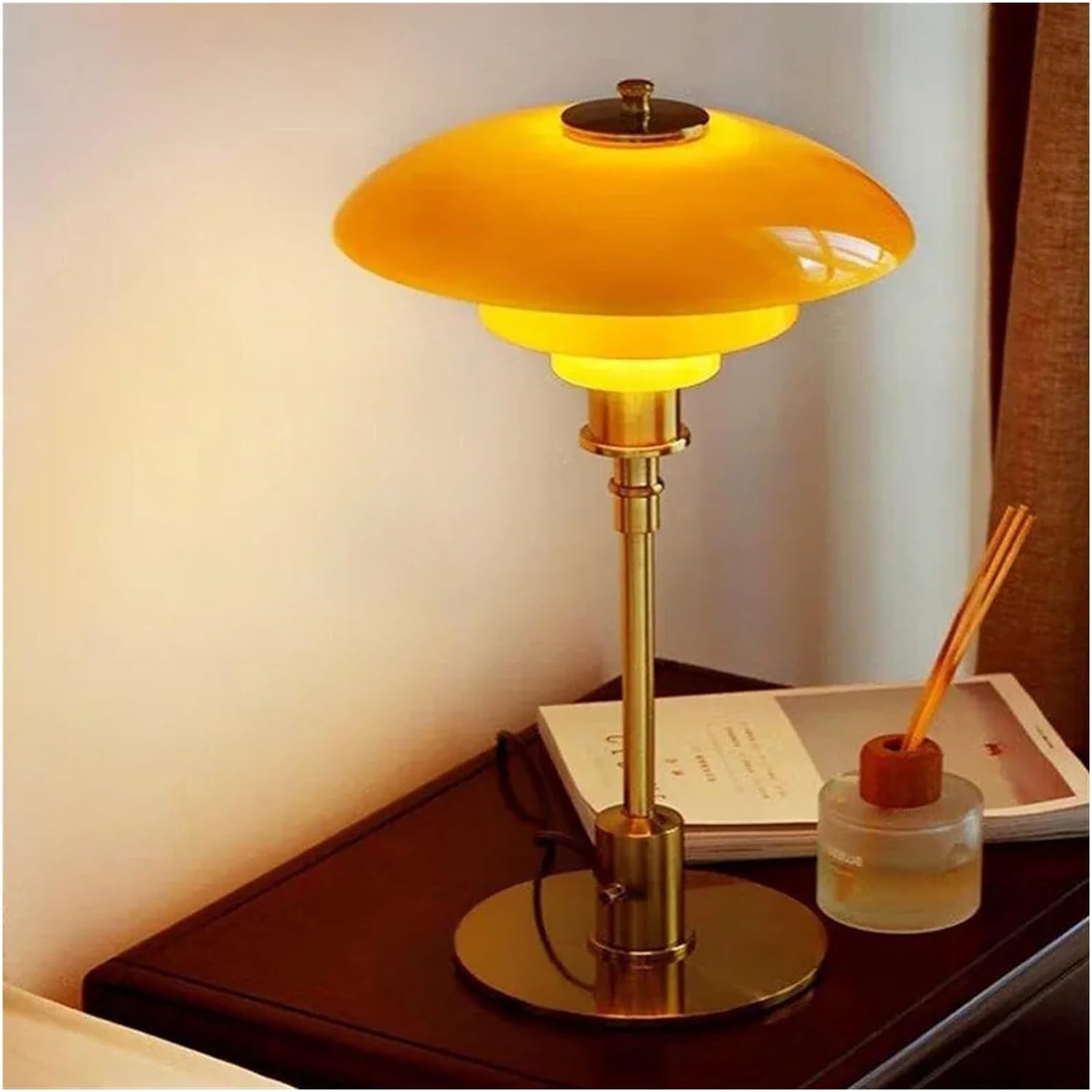 Lampă de birou LED stil scandinav – lumină moale și modernă 
