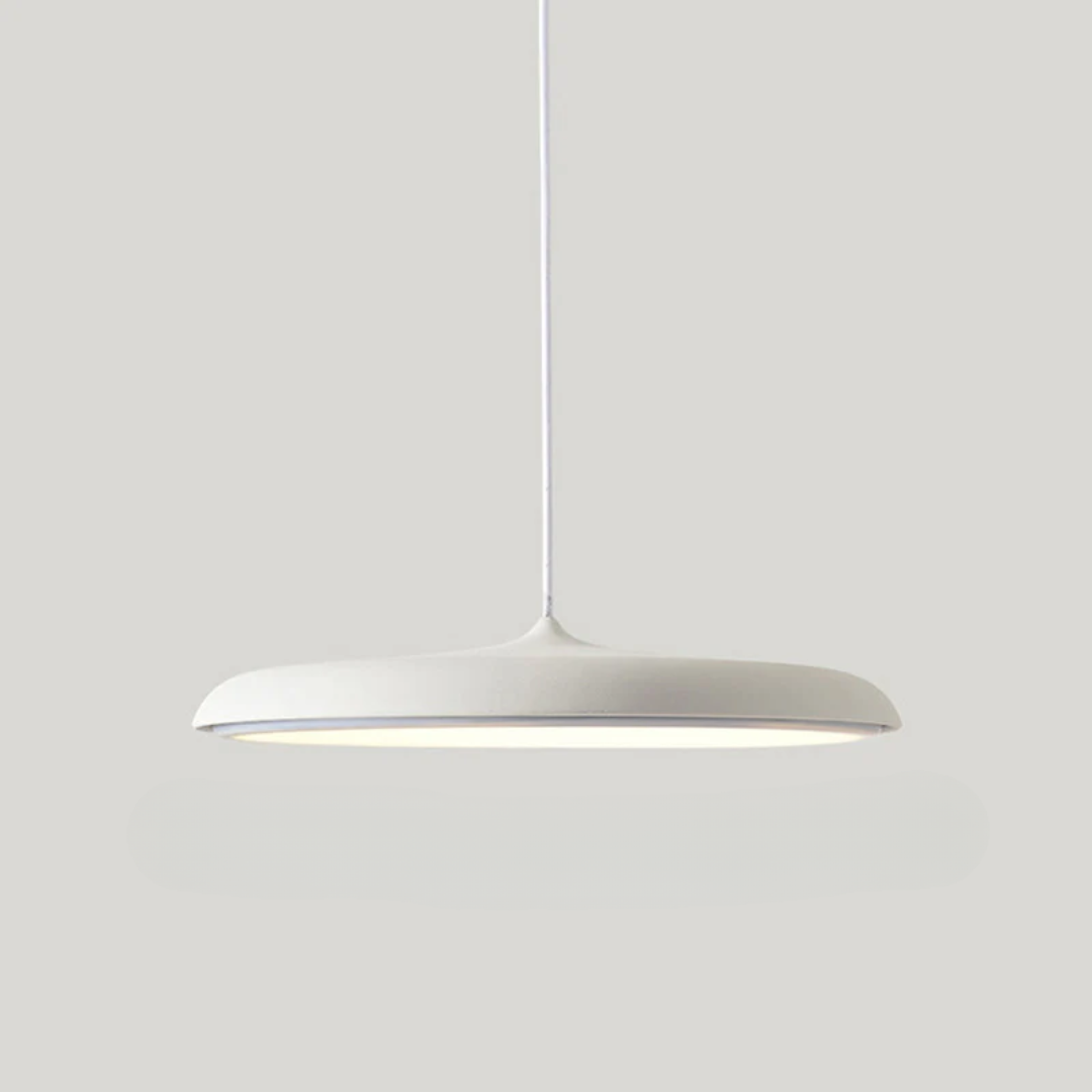 Skandinavisk oppheng – Minimalistisk eleganse for ditt interiør 