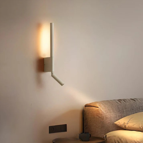 Lampa ścienna LED z czytnikiem – praktyczna i elegancka 