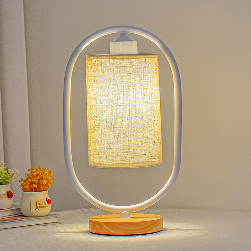 LED Asztali Lámpa — Vintage Elegancia 