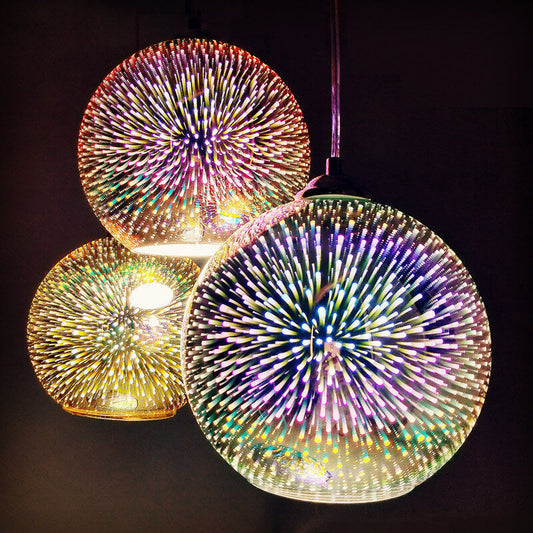 Moderne hengende lampe med fyrverkeri-effekt – visuell glans og trendy design 