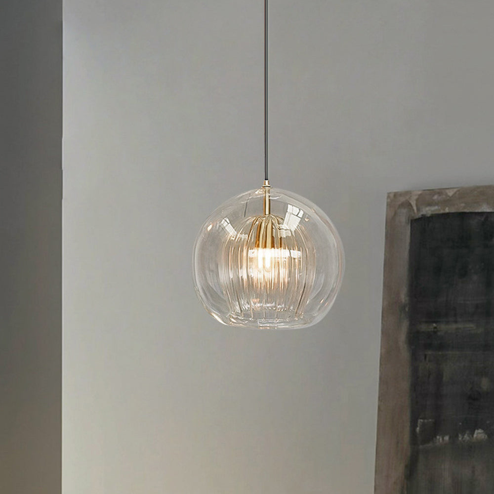 Elegancka i ciepła szklana lampa wisząca – styl i wyrafinowanie 